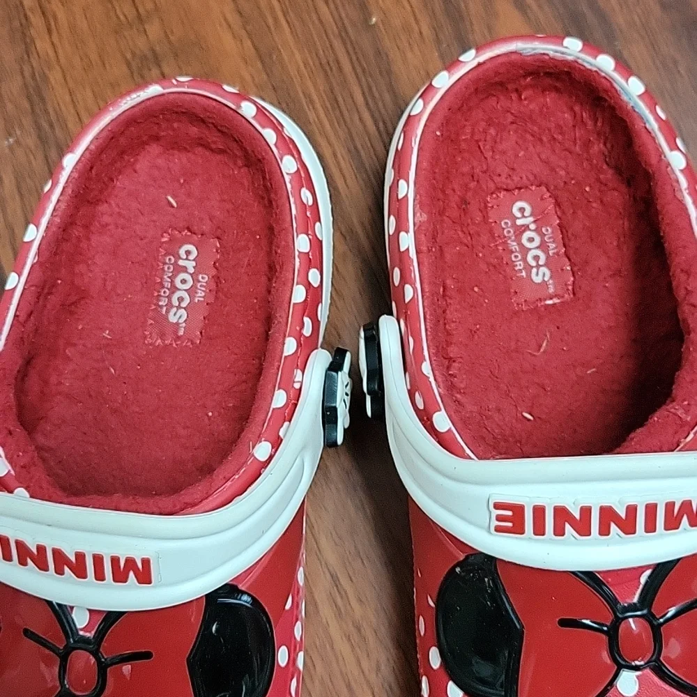 Crocs Disney Minnie Mouse Girls Clog Sz J2